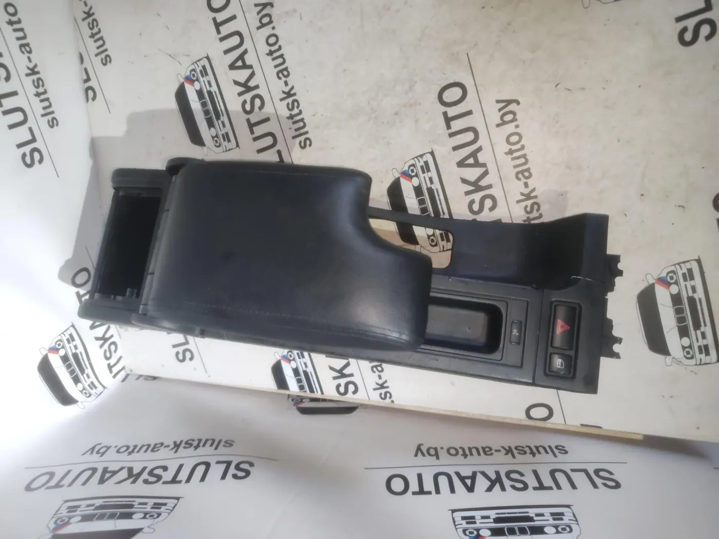 Подлокотник к BMW 3 series 2005