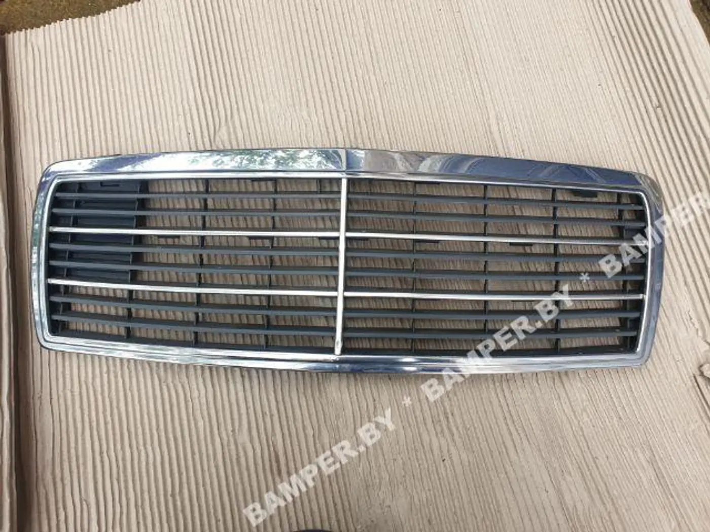 Решетка капота к Mercedes-Benz C-klasse 1999