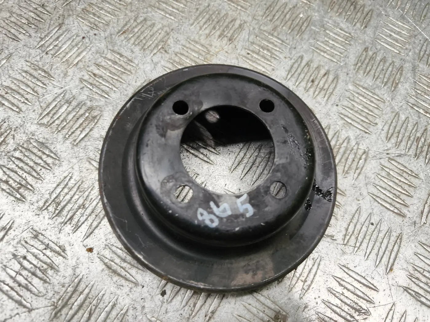 Шкив помпы к Hyundai Galloper 1998