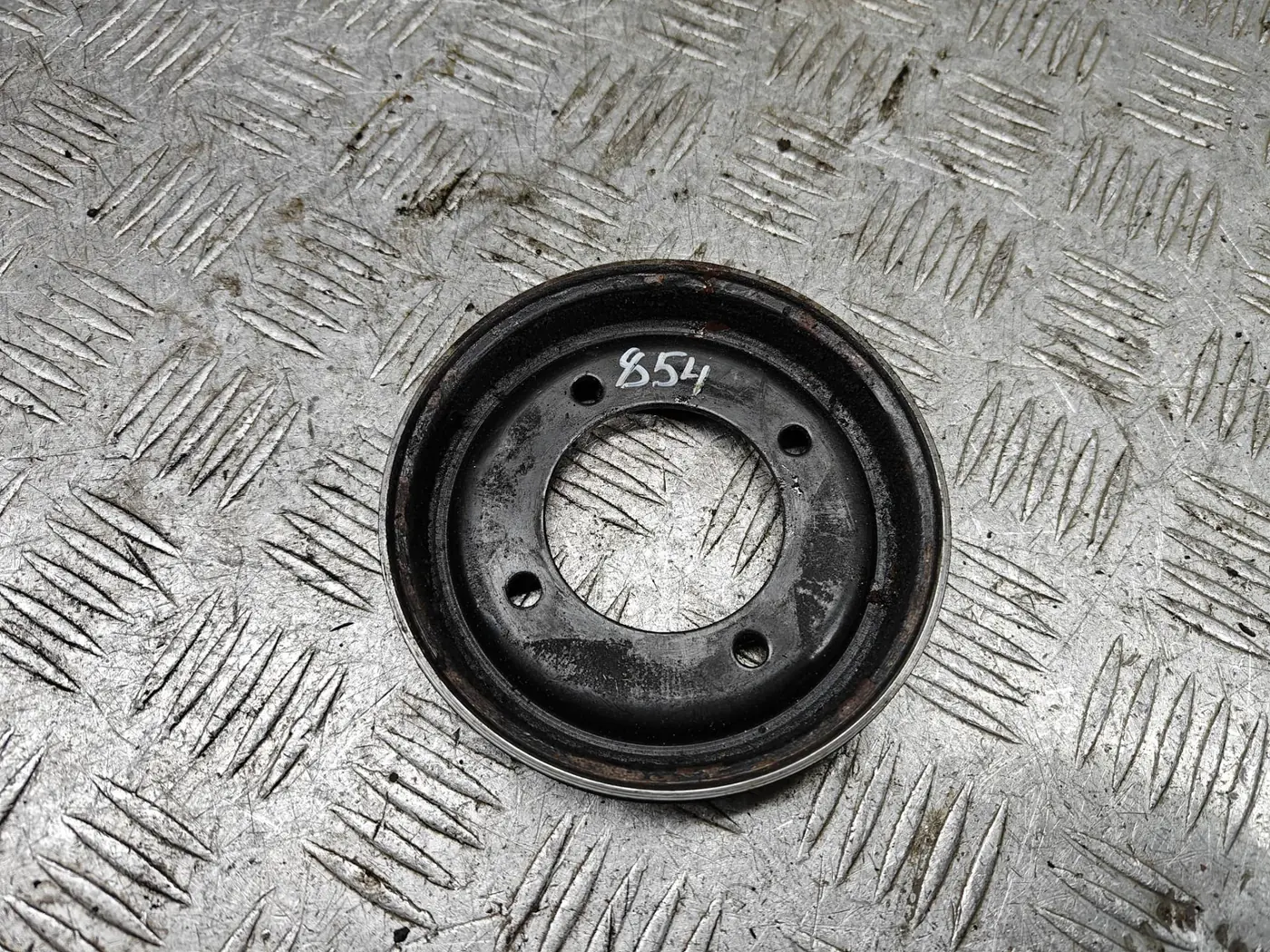 Шкив помпы к Mazda 626 1997
