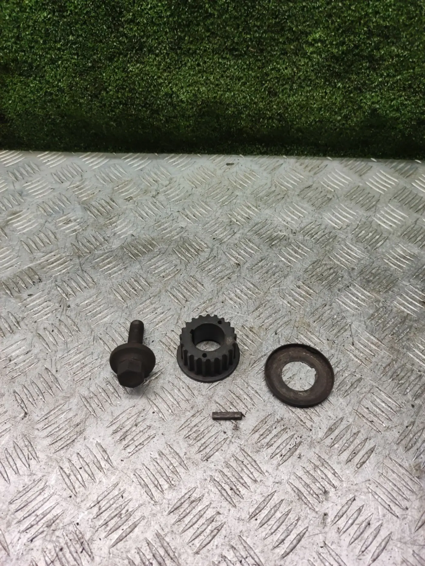 Шестерня коленвала к Mazda 626 1995