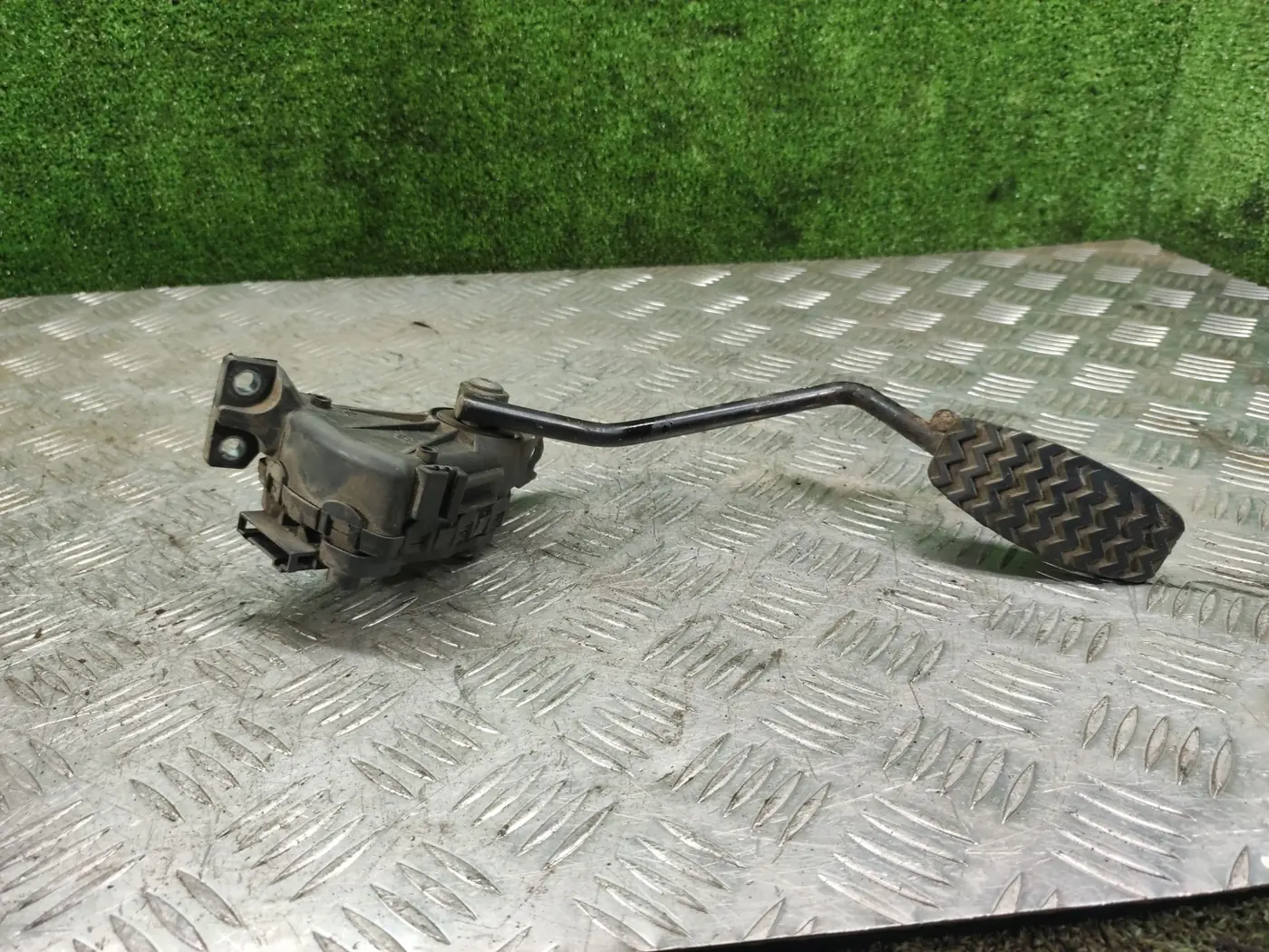 Педаль газа к Citroen Jumpy 2002