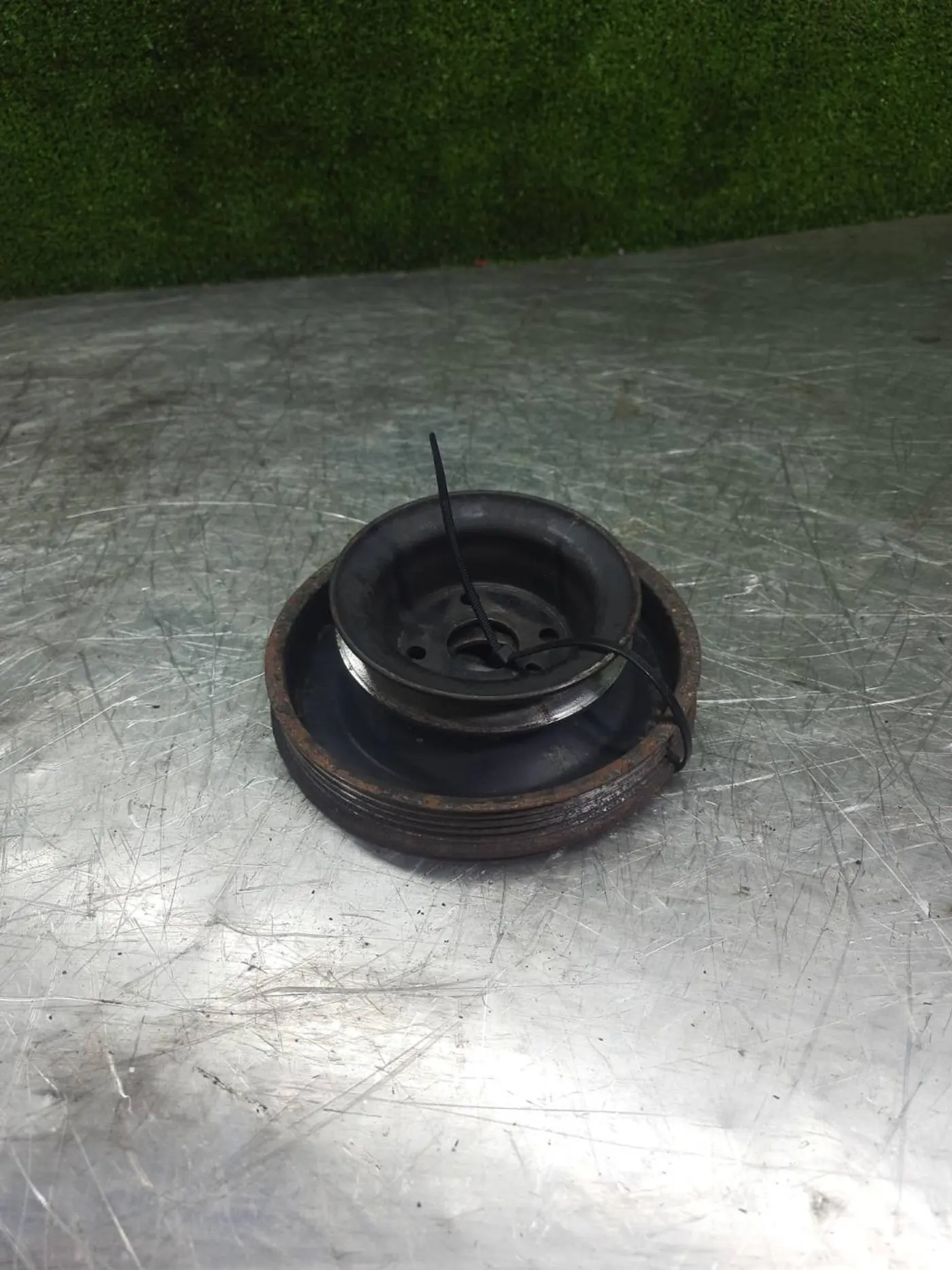 Шкив помпы к Hyundai Sonata 1996