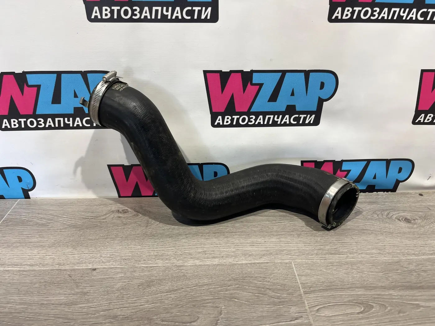 Патрубок интеркулера к Ford Mustang 2018