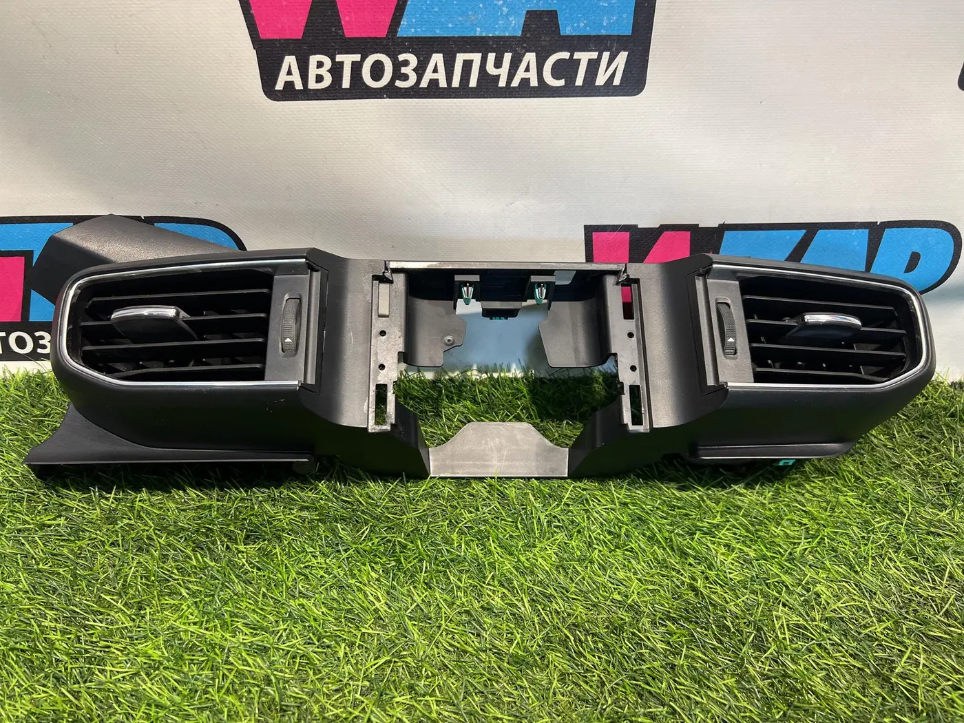 Дефлектор обдува салона к Ford Explorer 2020