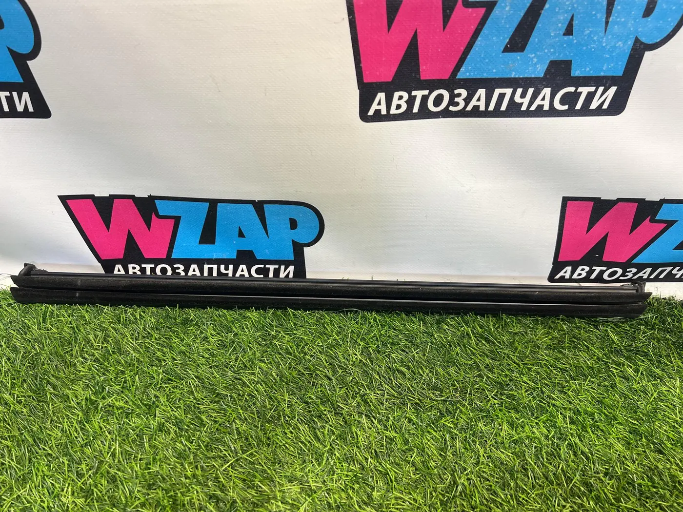 Уплотнитель к Volkswagen Jetta 2019
