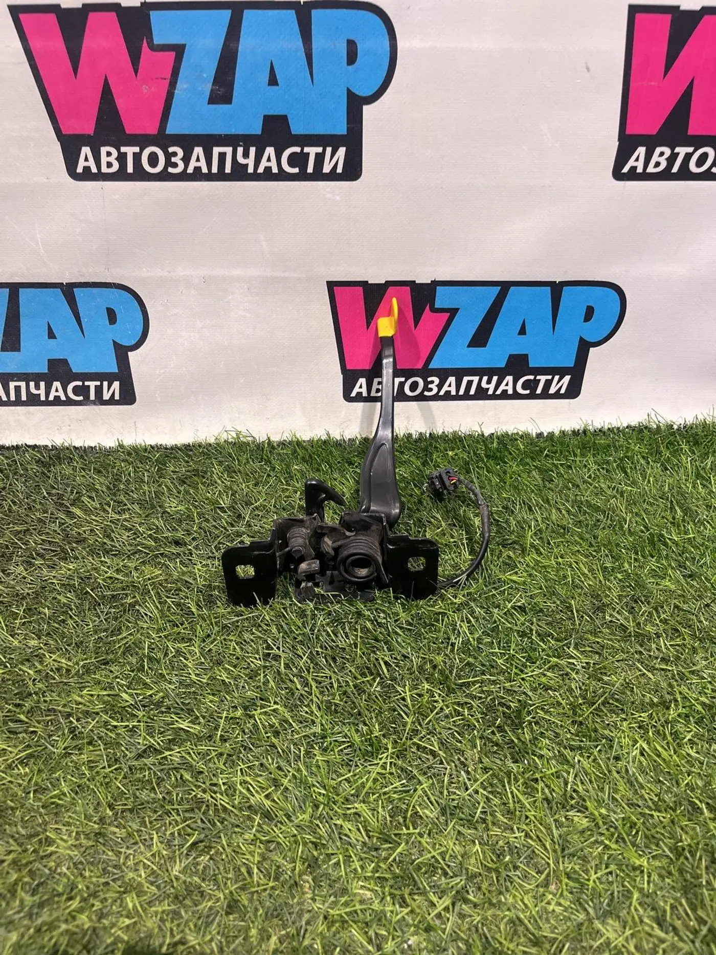 Замок капота к Buick Encore GX 2020
