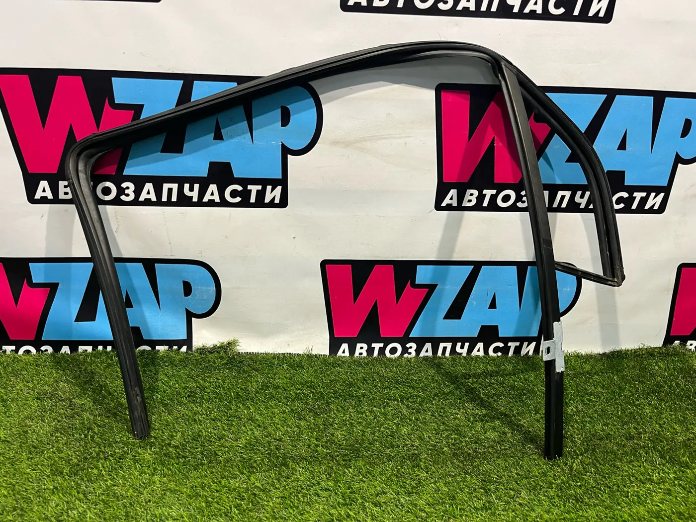 Уплотнитель к Chevrolet Trax 2021