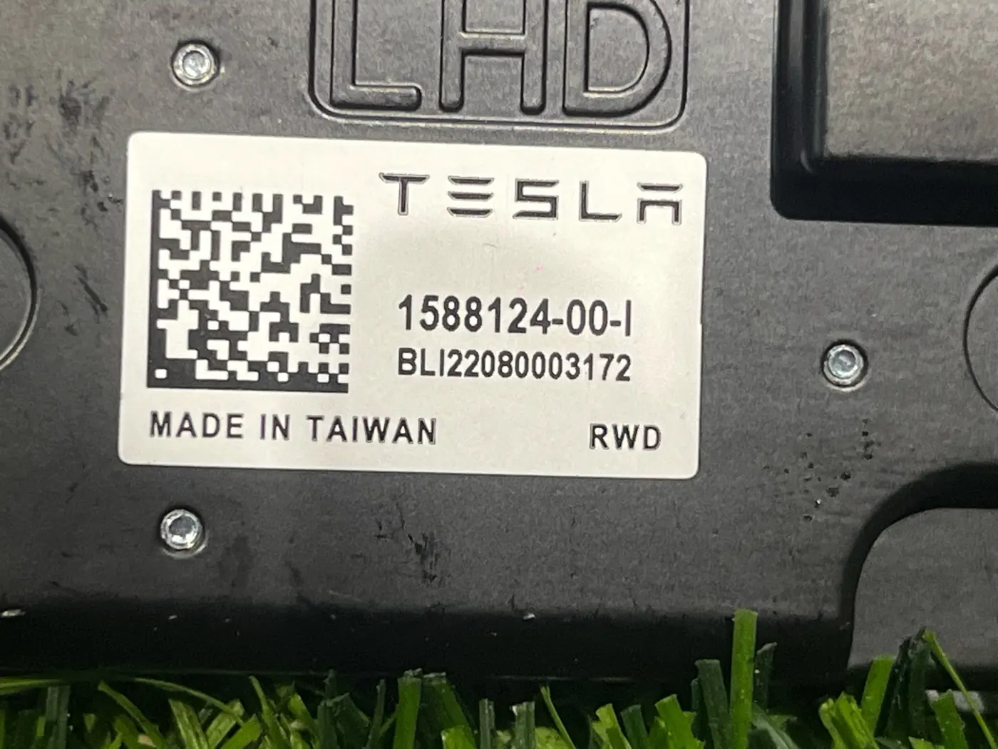 Камера переднего вида к Tesla Model Y 2022