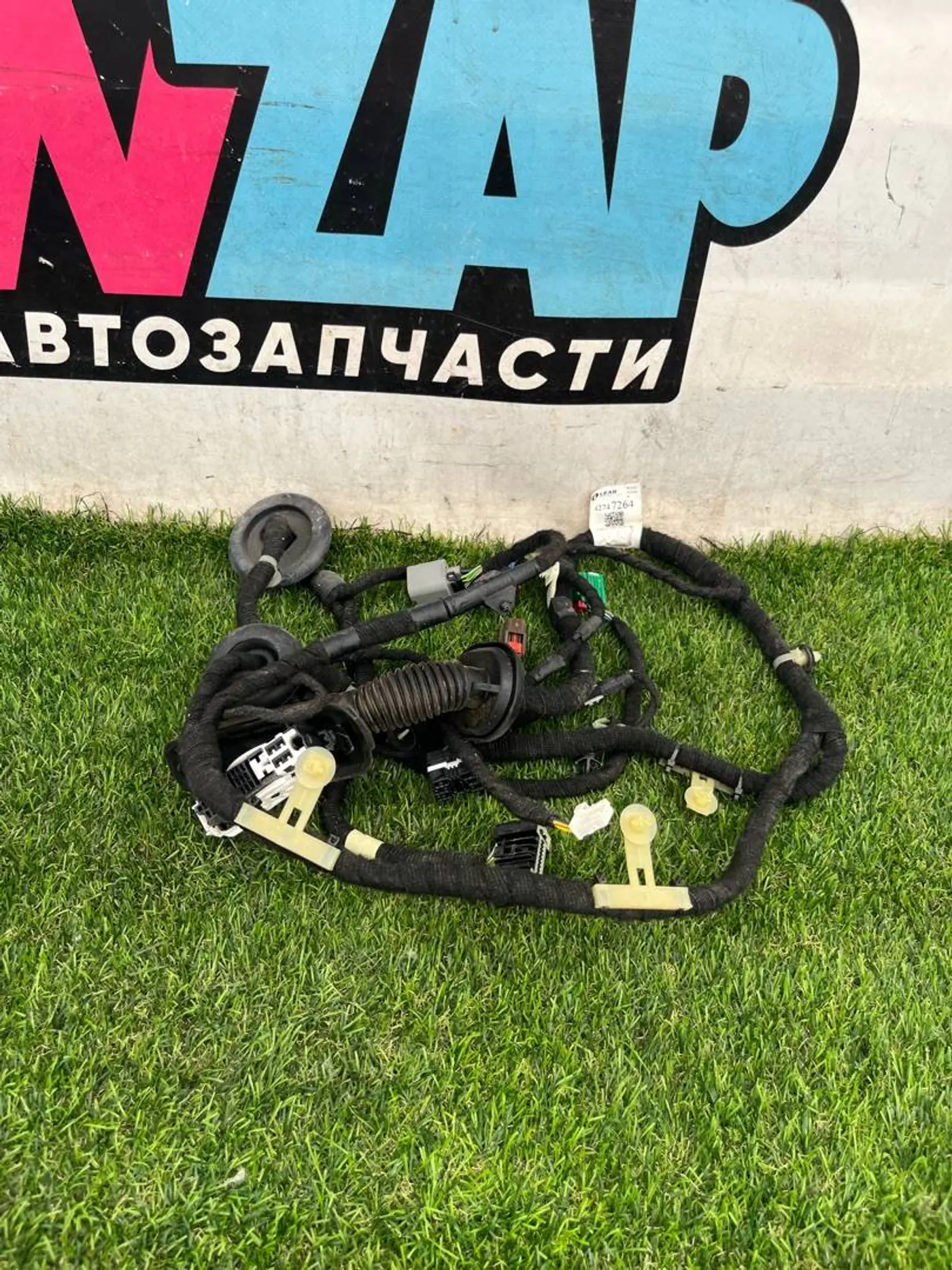 Проводка двери передней левой к Buick Encore GX 2023