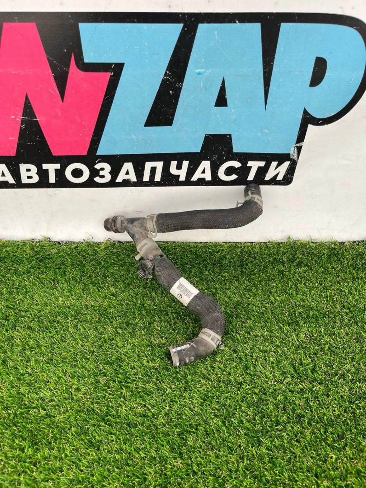 Патрубок к Jeep Wrangler 2020