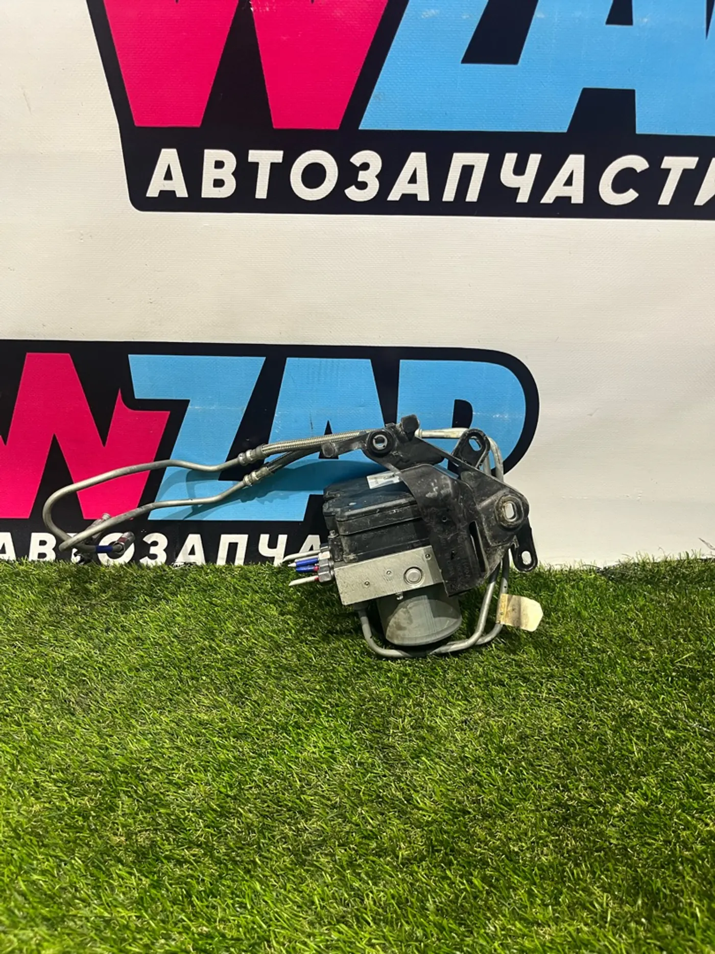 Блок ABS к Tesla Model Y 2022