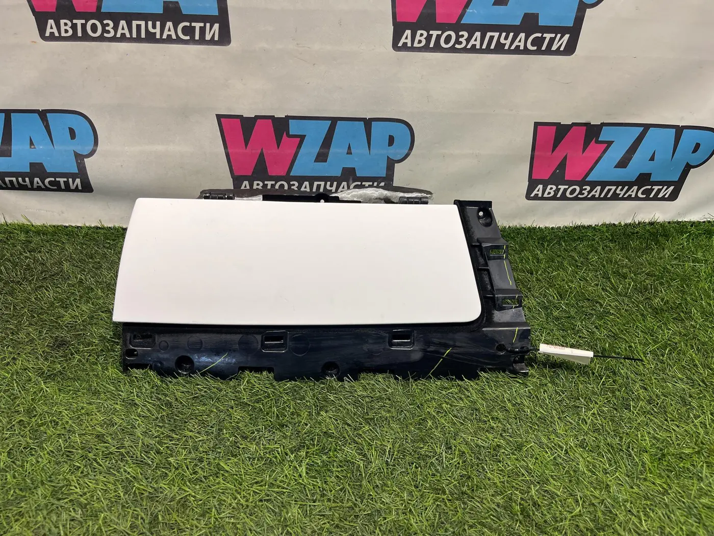 Бардачок к Tesla Model X 2018