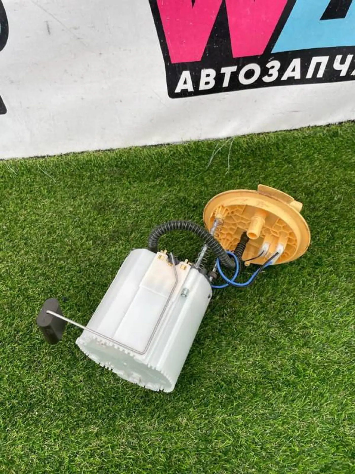 Колба в бак к Jeep Wrangler 2019