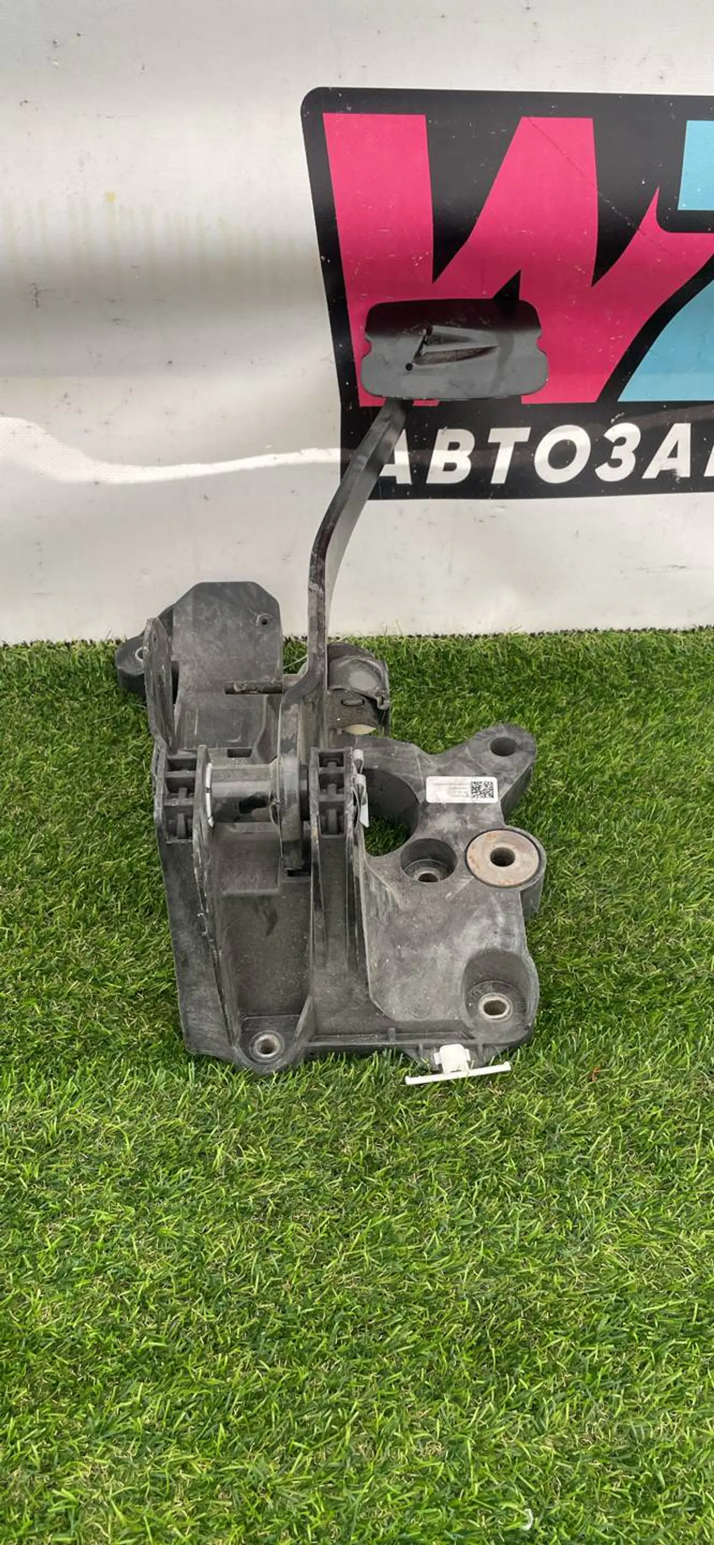 Педаль тормоза к Buick Encore GX 2020