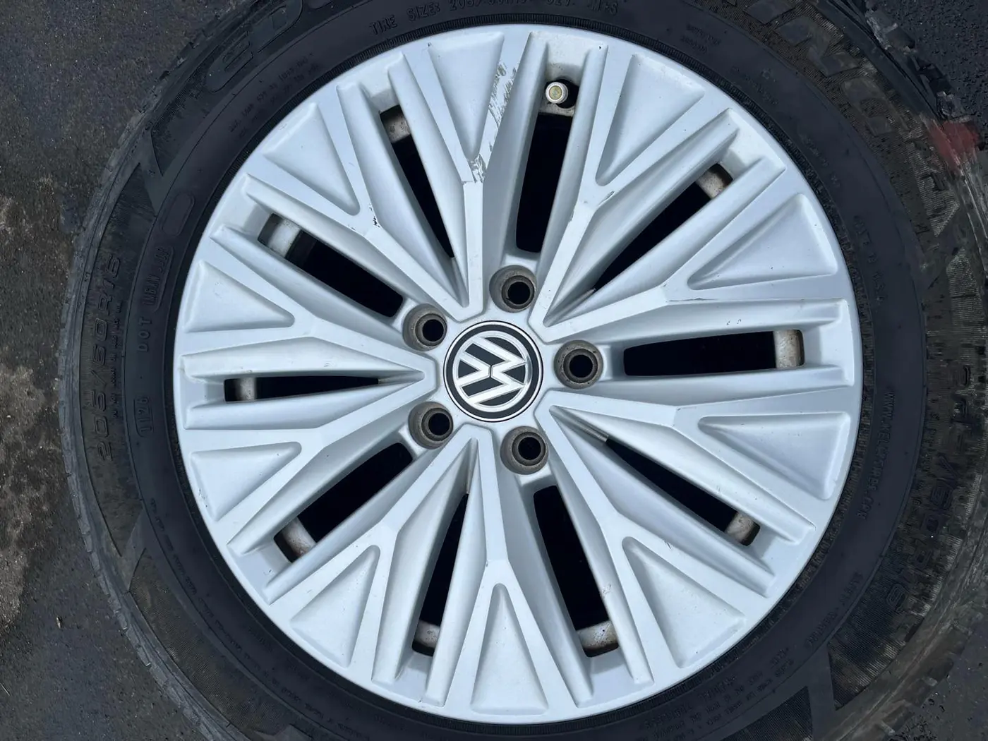 Диск литой к Volkswagen Jetta 2019