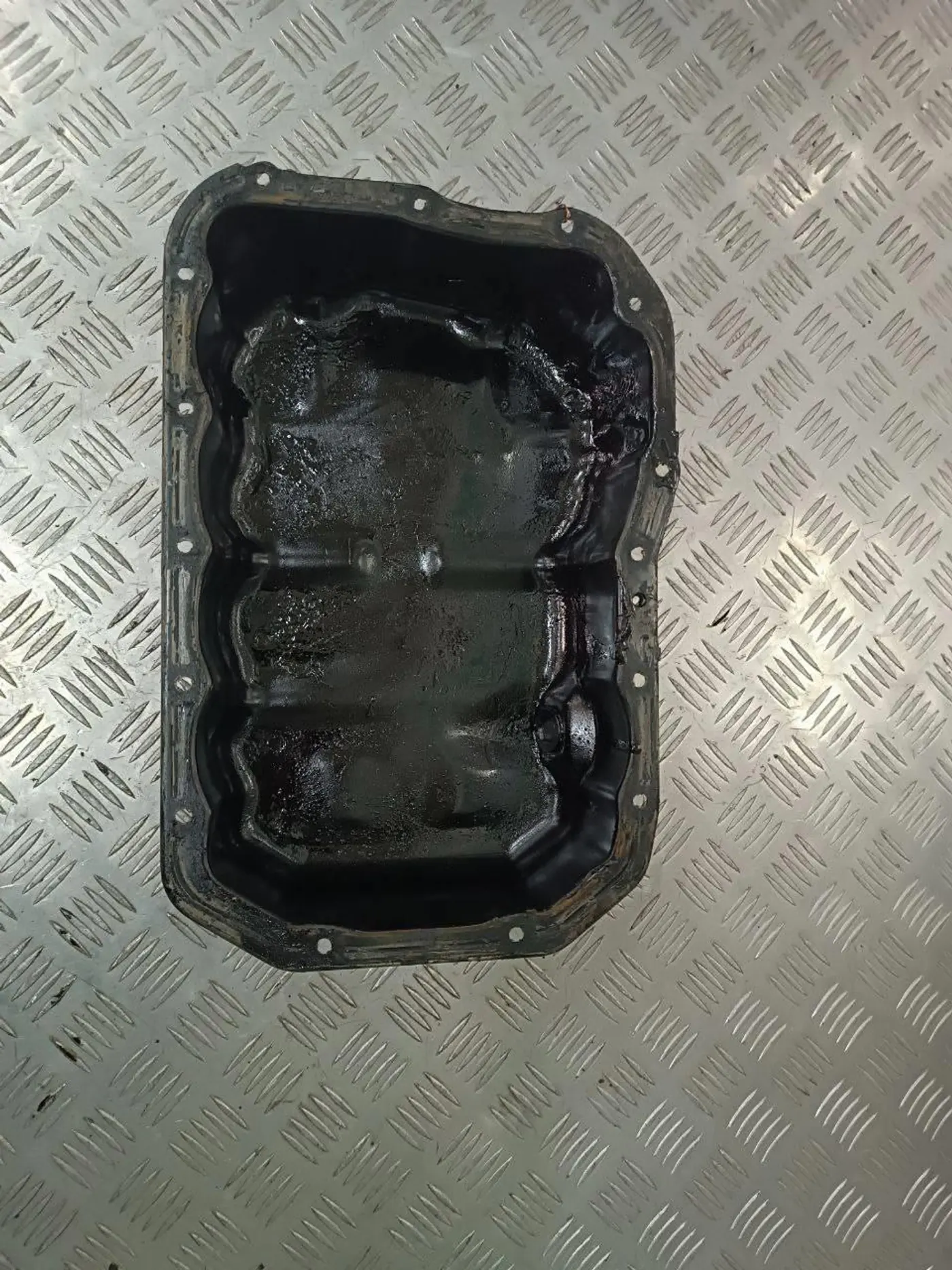 Поддон к Mazda 6 2003