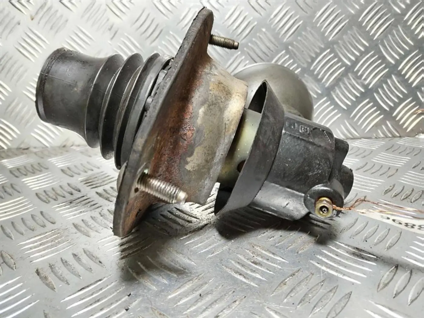 Гидросфера передняя левая к Citroen C5 2003