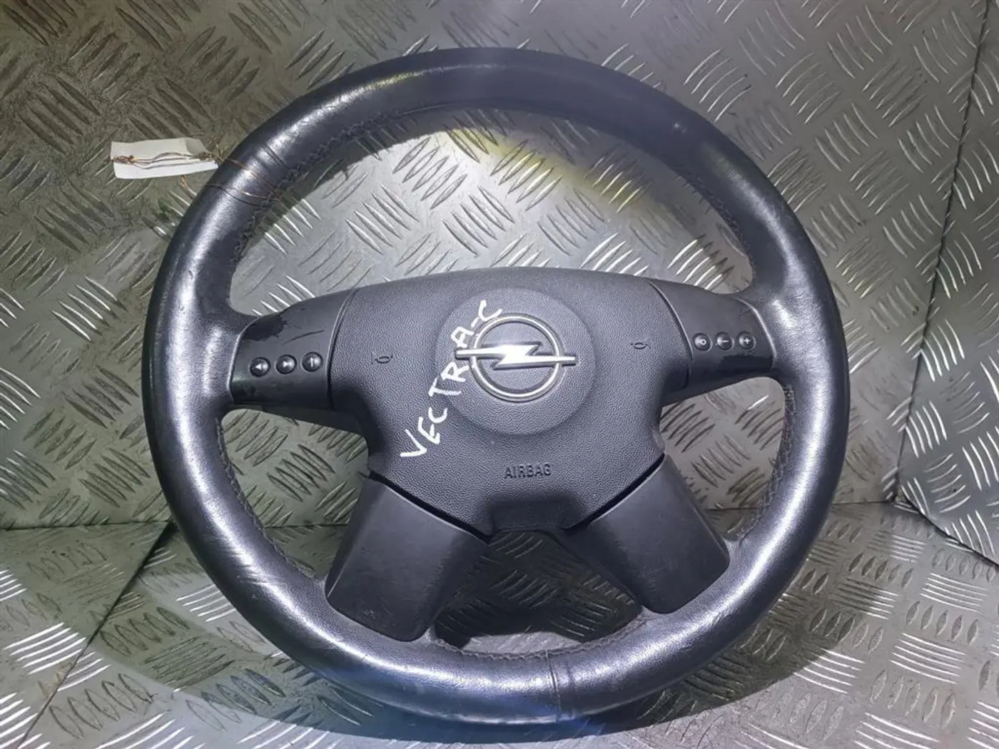 Руль к Opel Vectra 2005