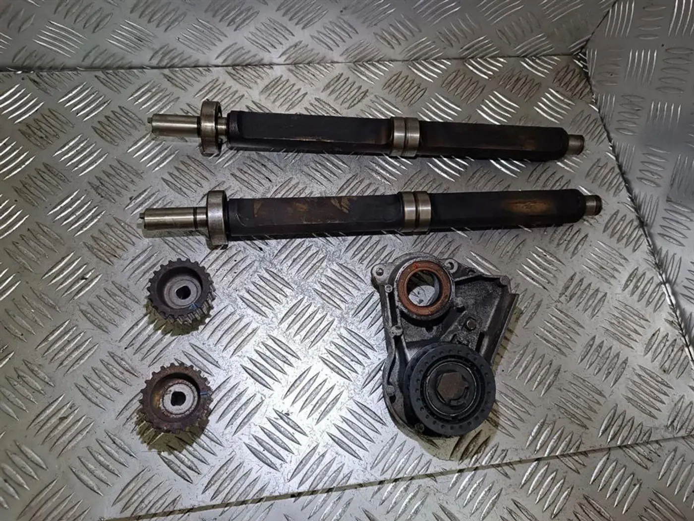 Вал балансирный к Lancia Lybra 1999