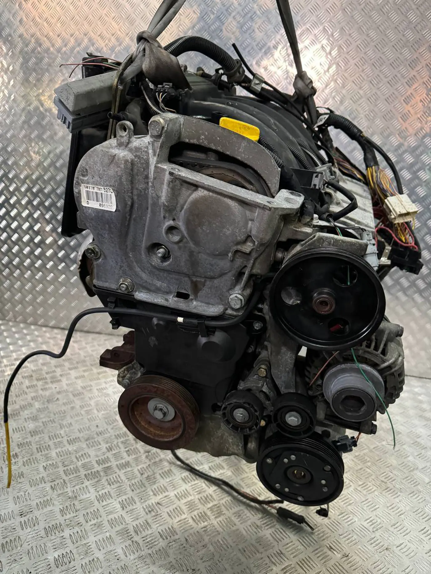Двигатель к Renault Scenic 2000