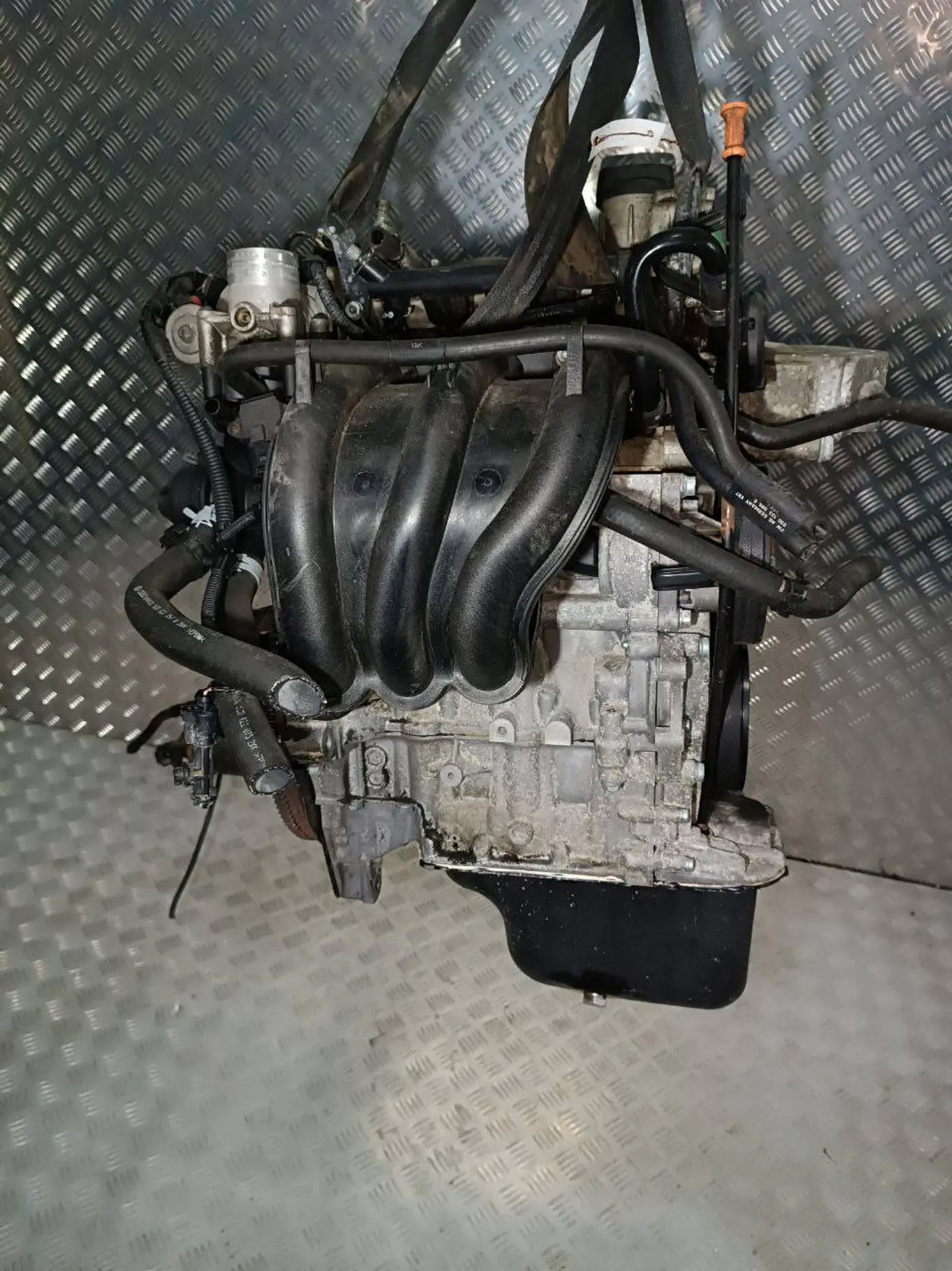 Двигатель к Volkswagen Fox 2004