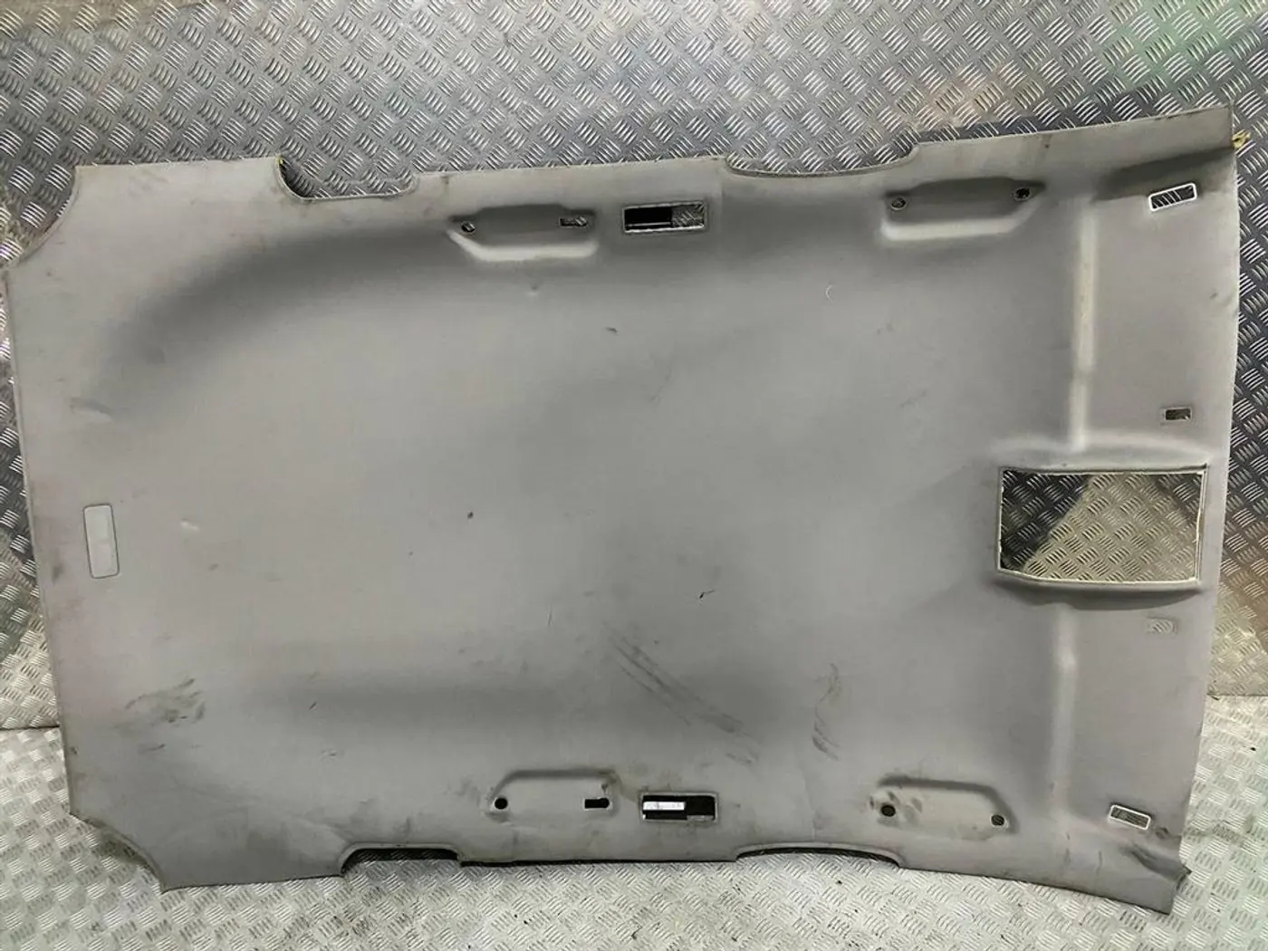 Потолок к Volkswagen Touareg 2007