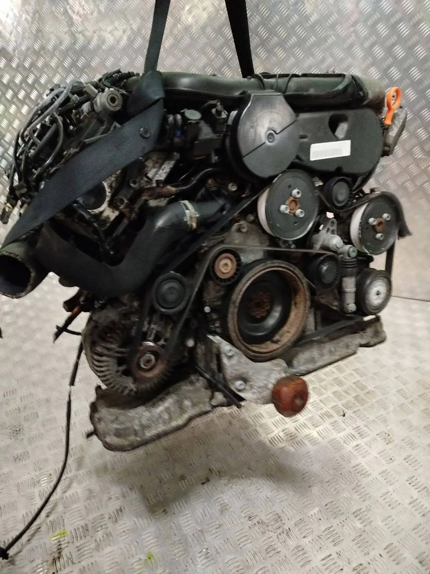 Двигатель к Audi A4 2006