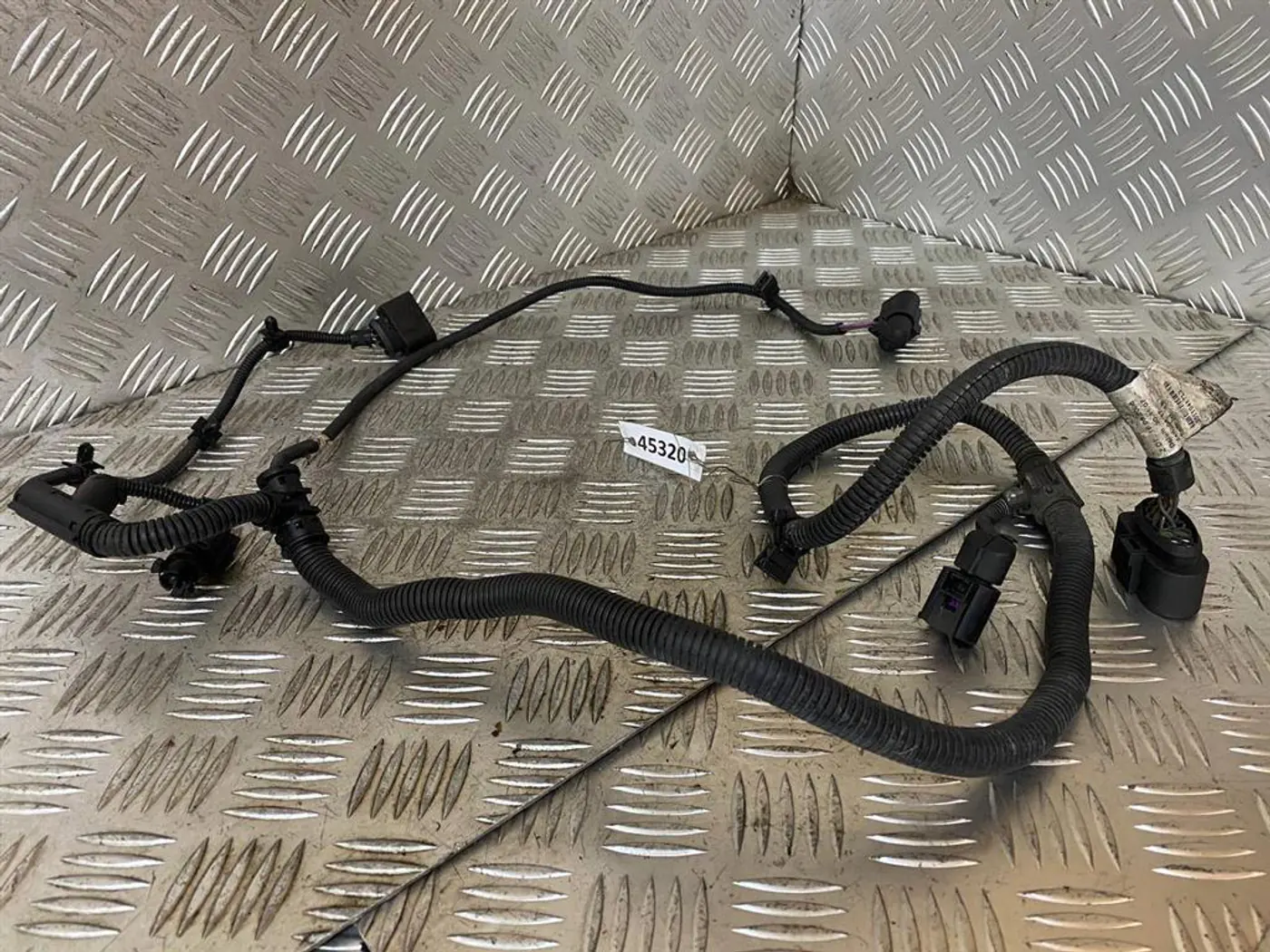Проводка бампера переднего к Volkswagen Touareg 2008