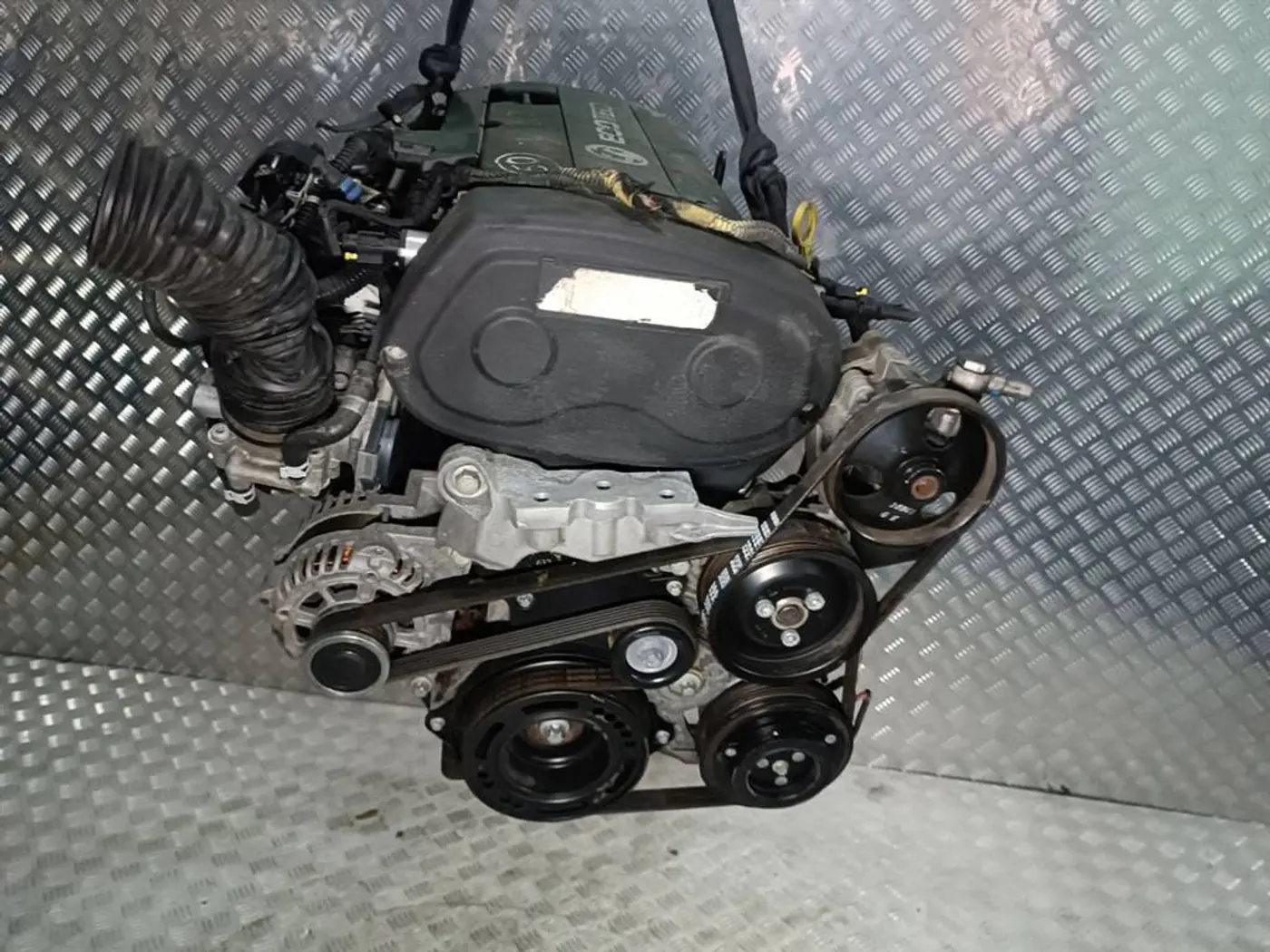 Двигатель к Opel Astra 2010