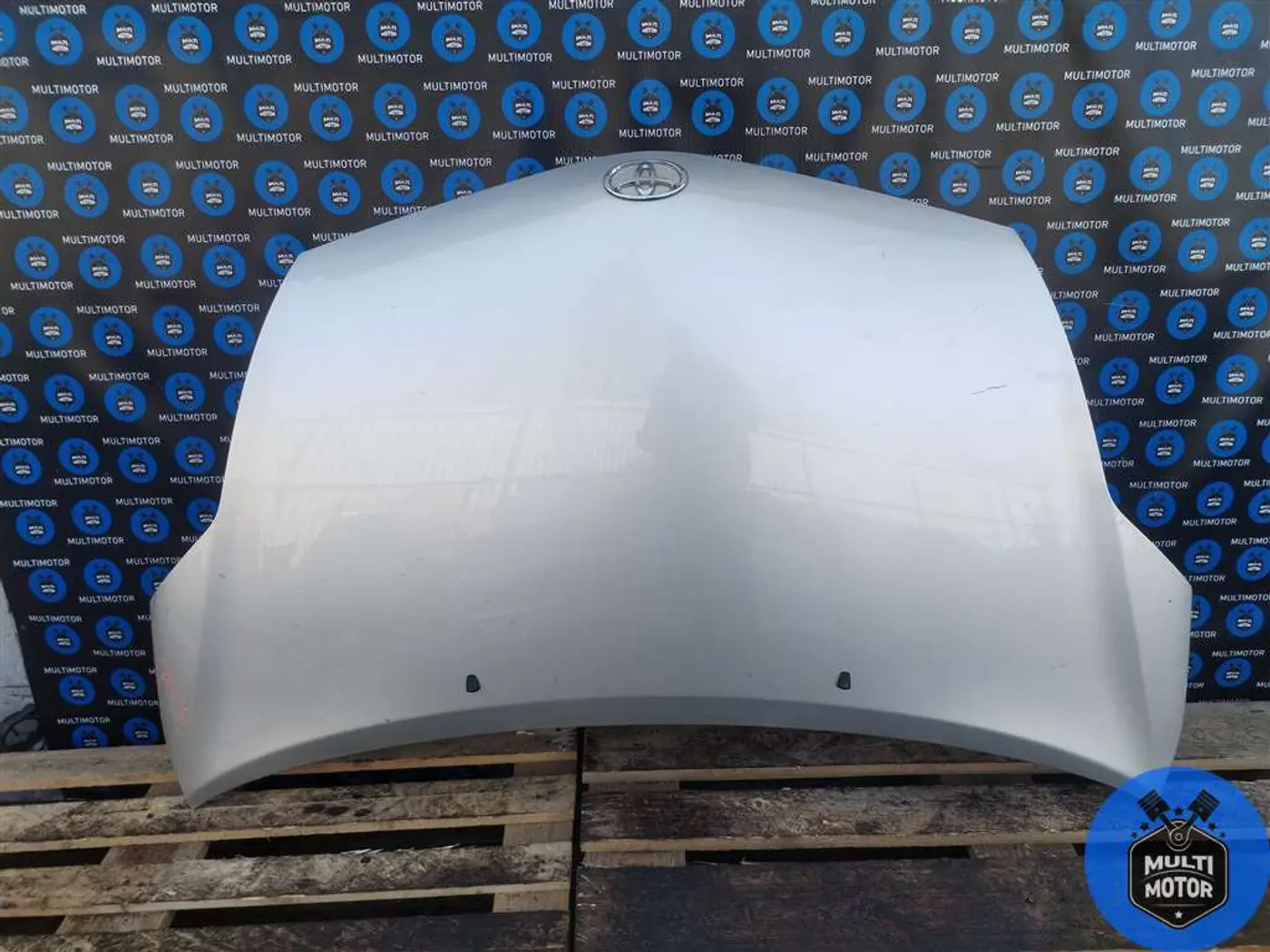 Капот к Toyota Prius 2006