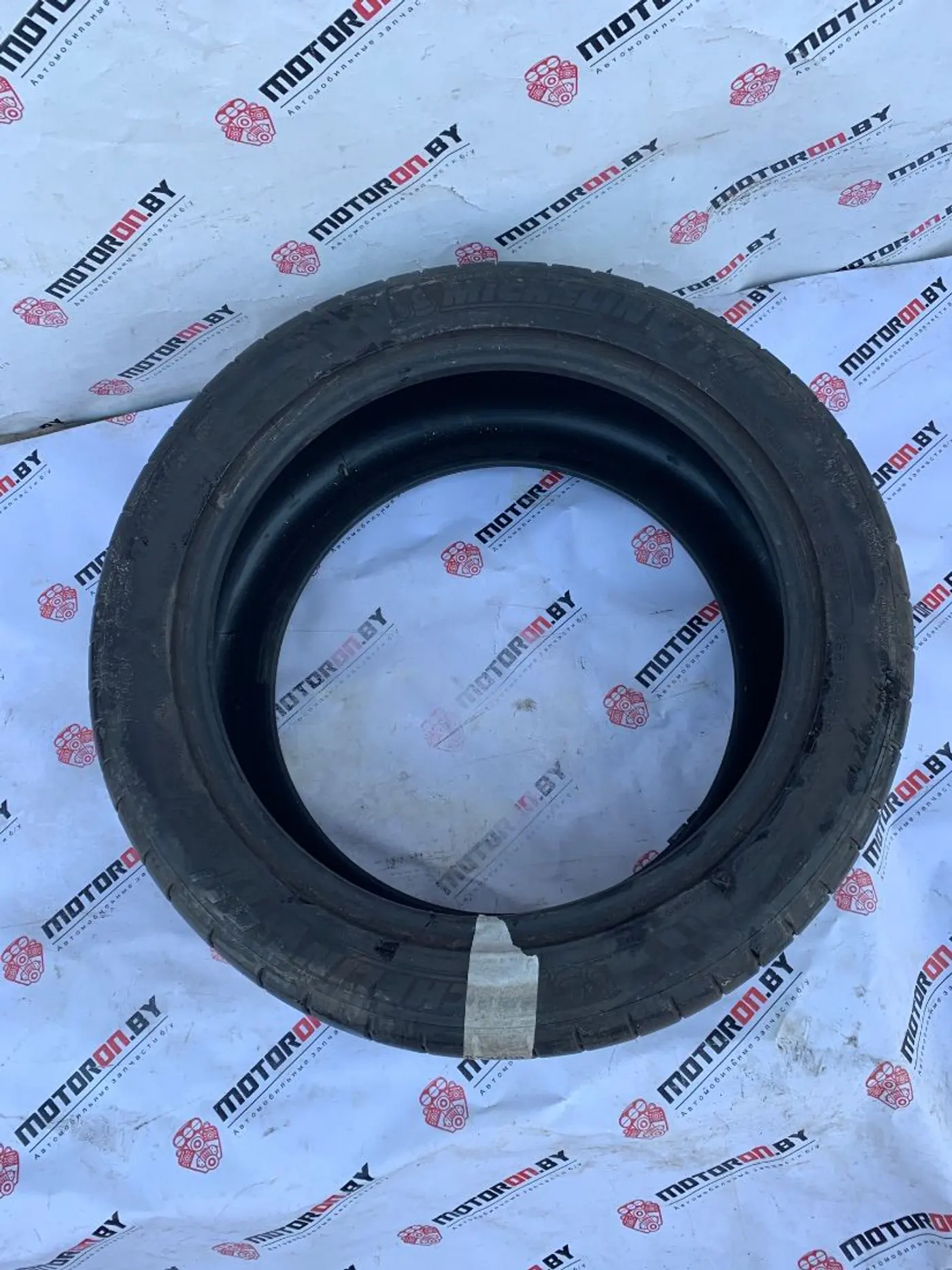 R18 265 40 Michelin