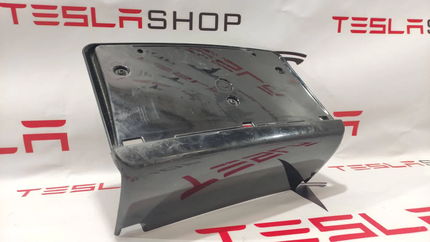 Бленда к Tesla Model S 2019