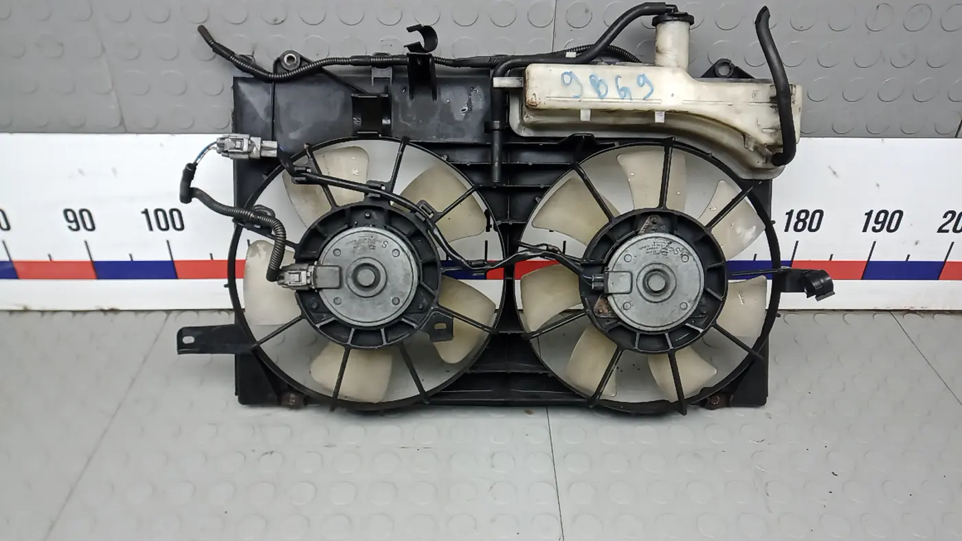 Вентилятор радиатора к Toyota Prius 2007