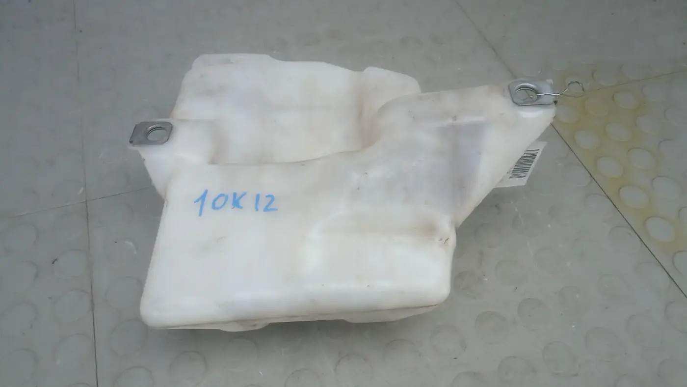 Бачок омывателя к Ford C-MAX 2013