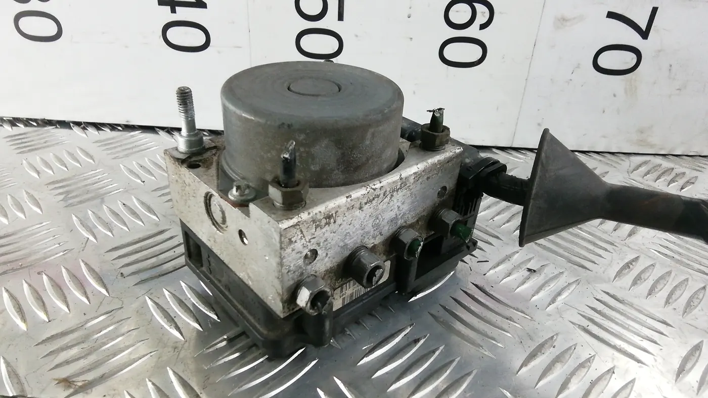 Блок ABS к Renault Clio 2010