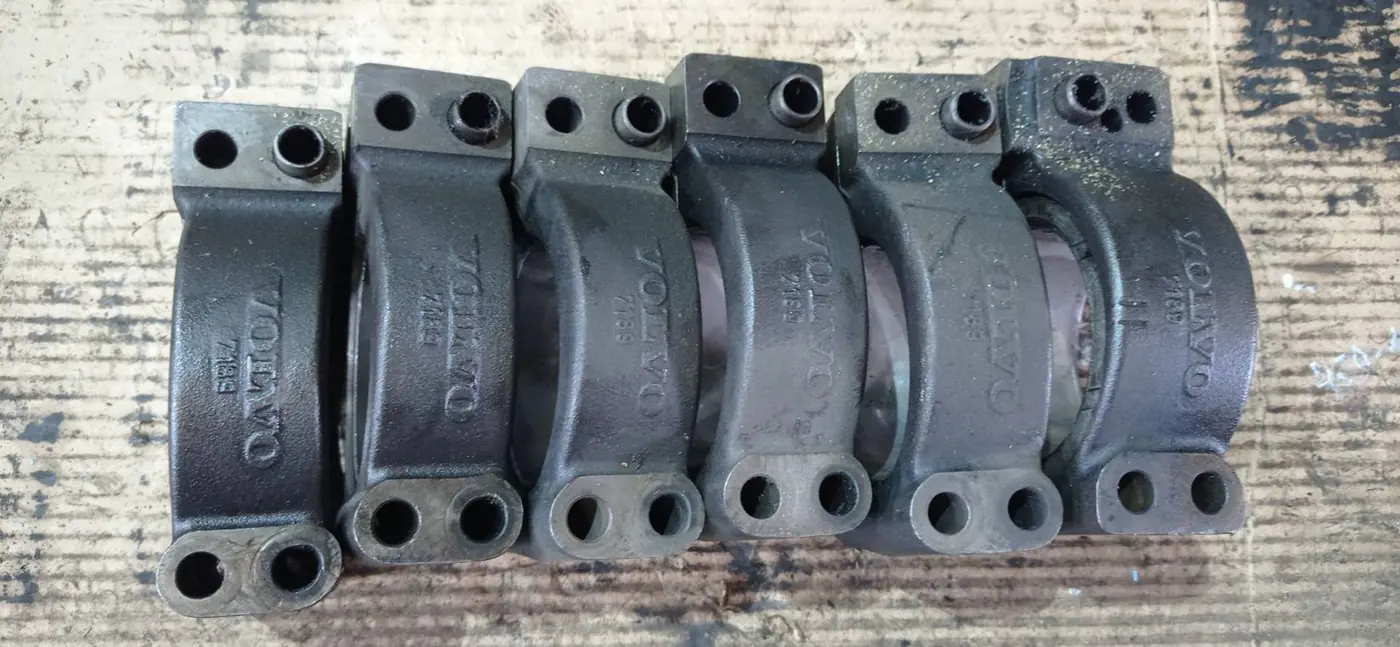 Постель распредвала (бугель) к Volvo A6 1996
