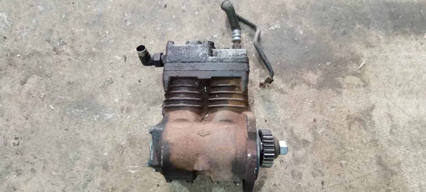 Компрессор пневмоподвески к Renault  2003