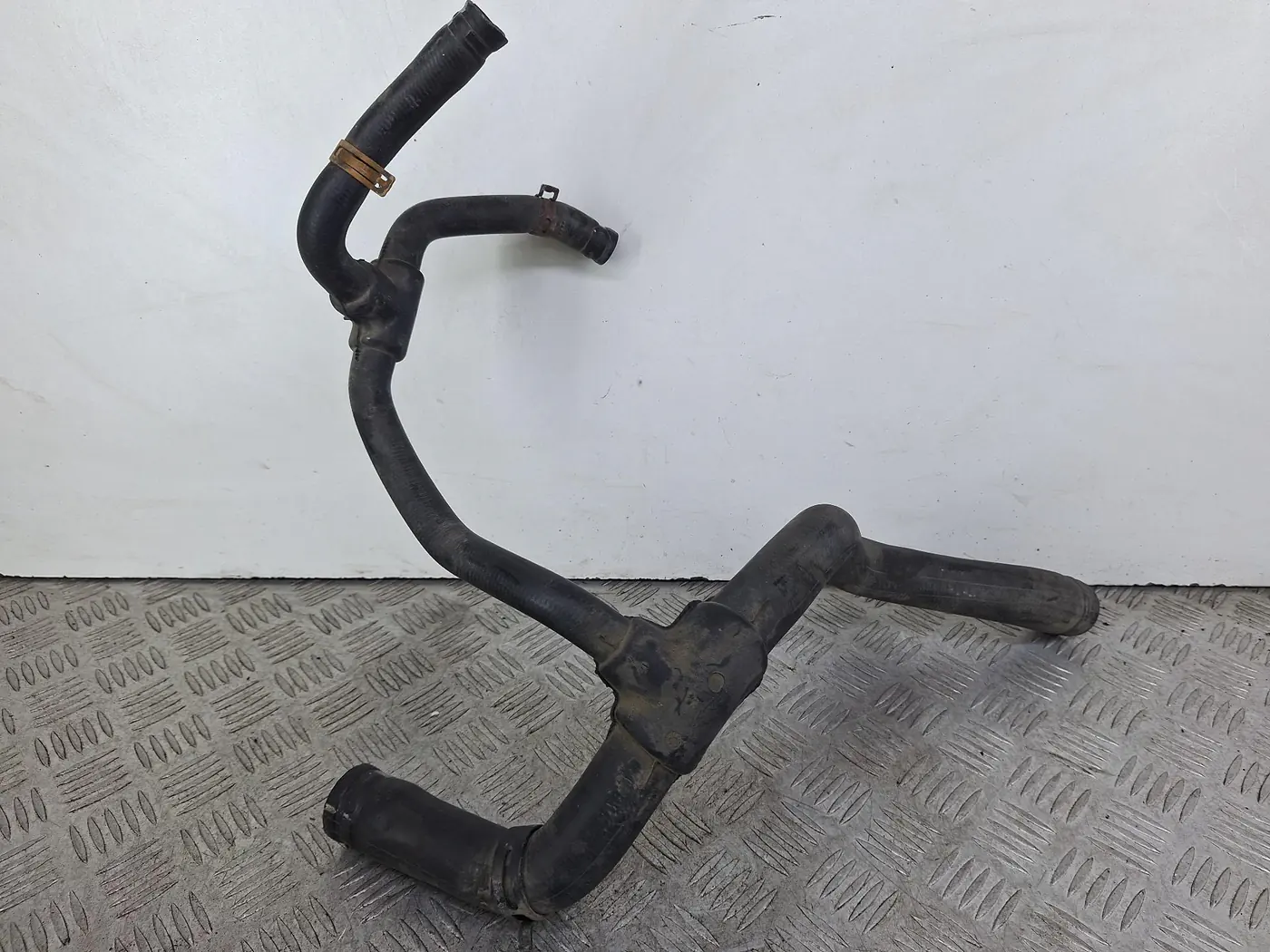 Патрубок к Renault Scenic 2001