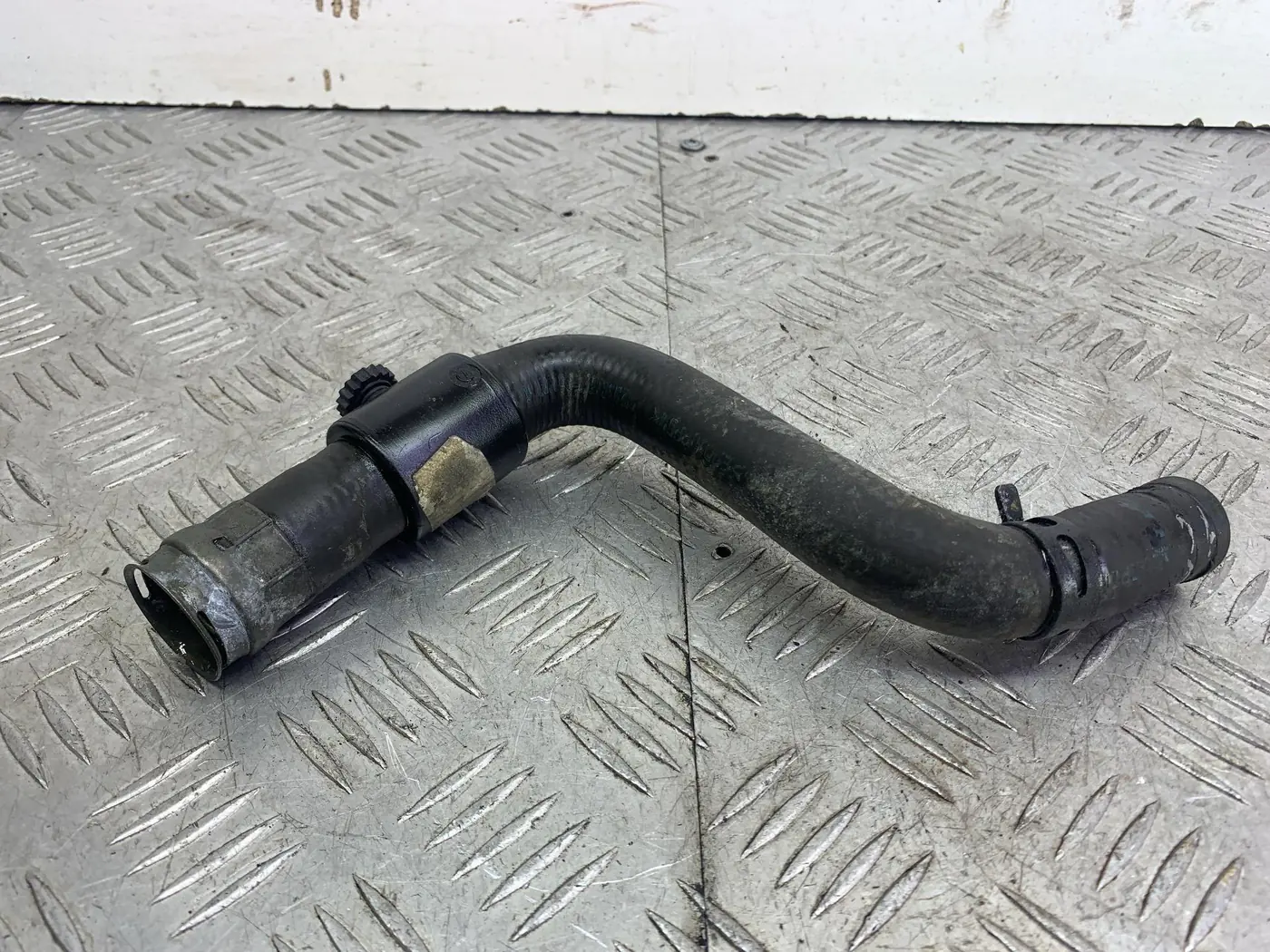 Патрубок к Citroen Xsara Picasso 2004