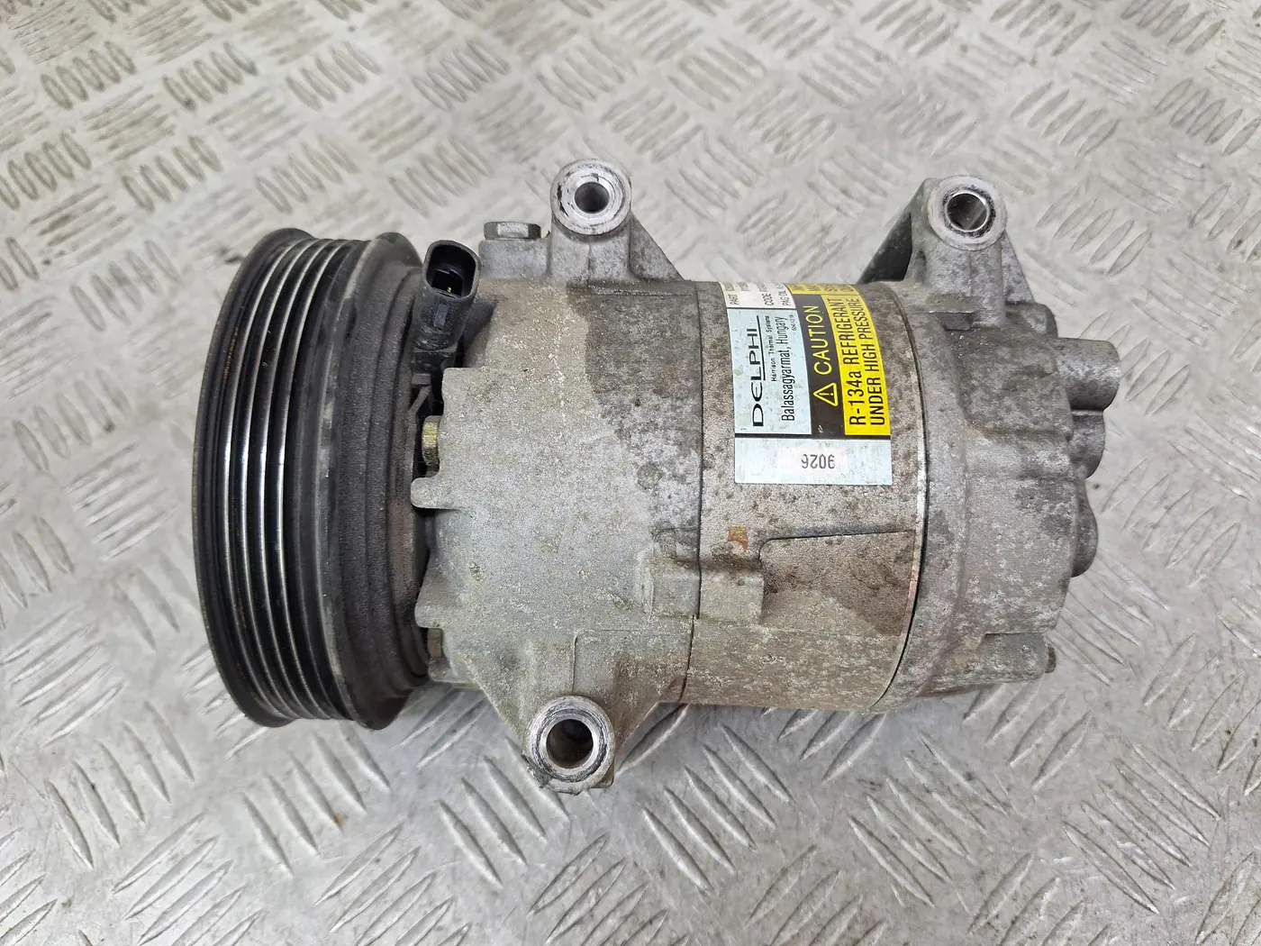 Компрессор кондиционера к Renault Megane 2001