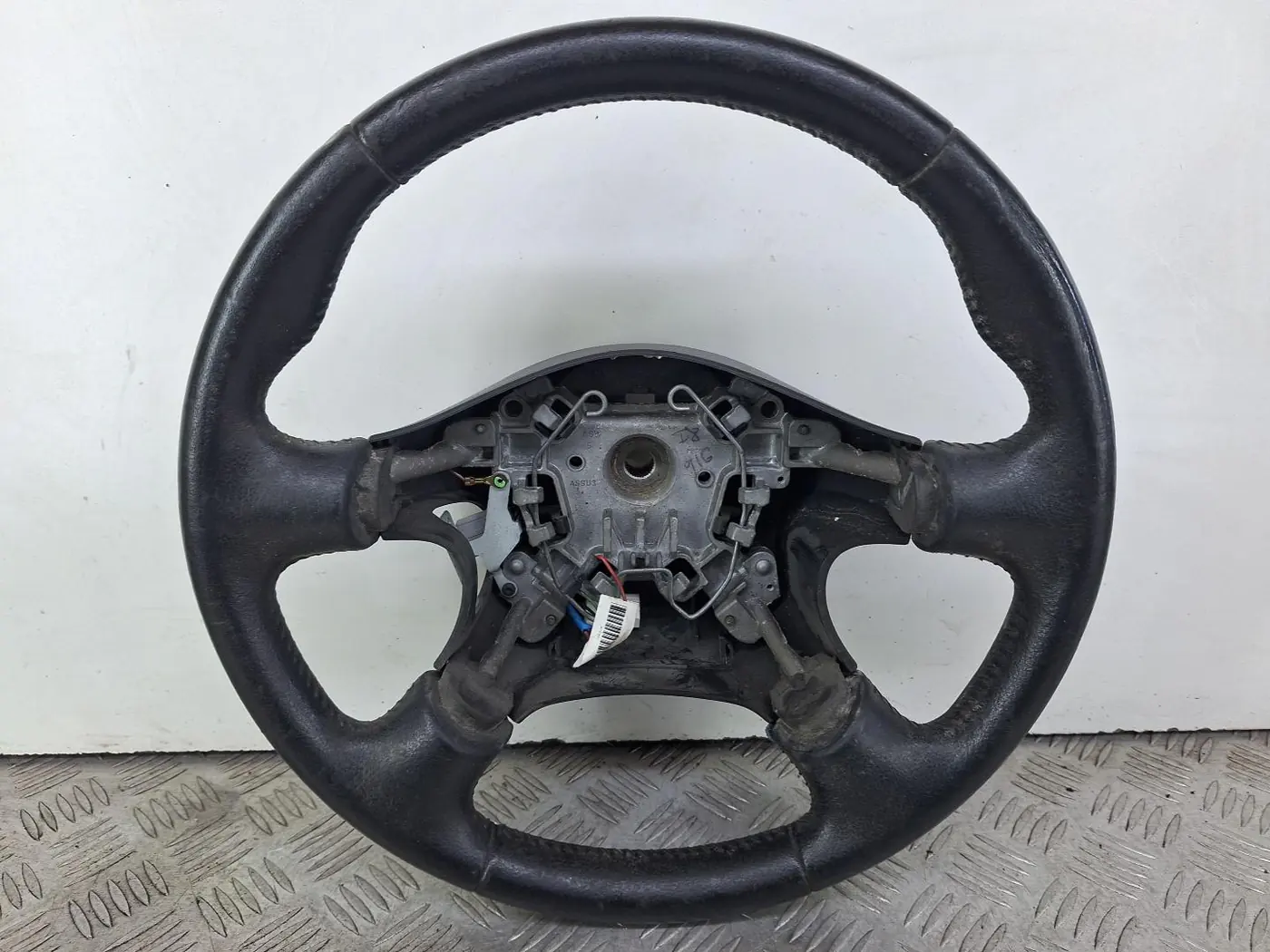 Руль к Nissan Almera Tino 2004