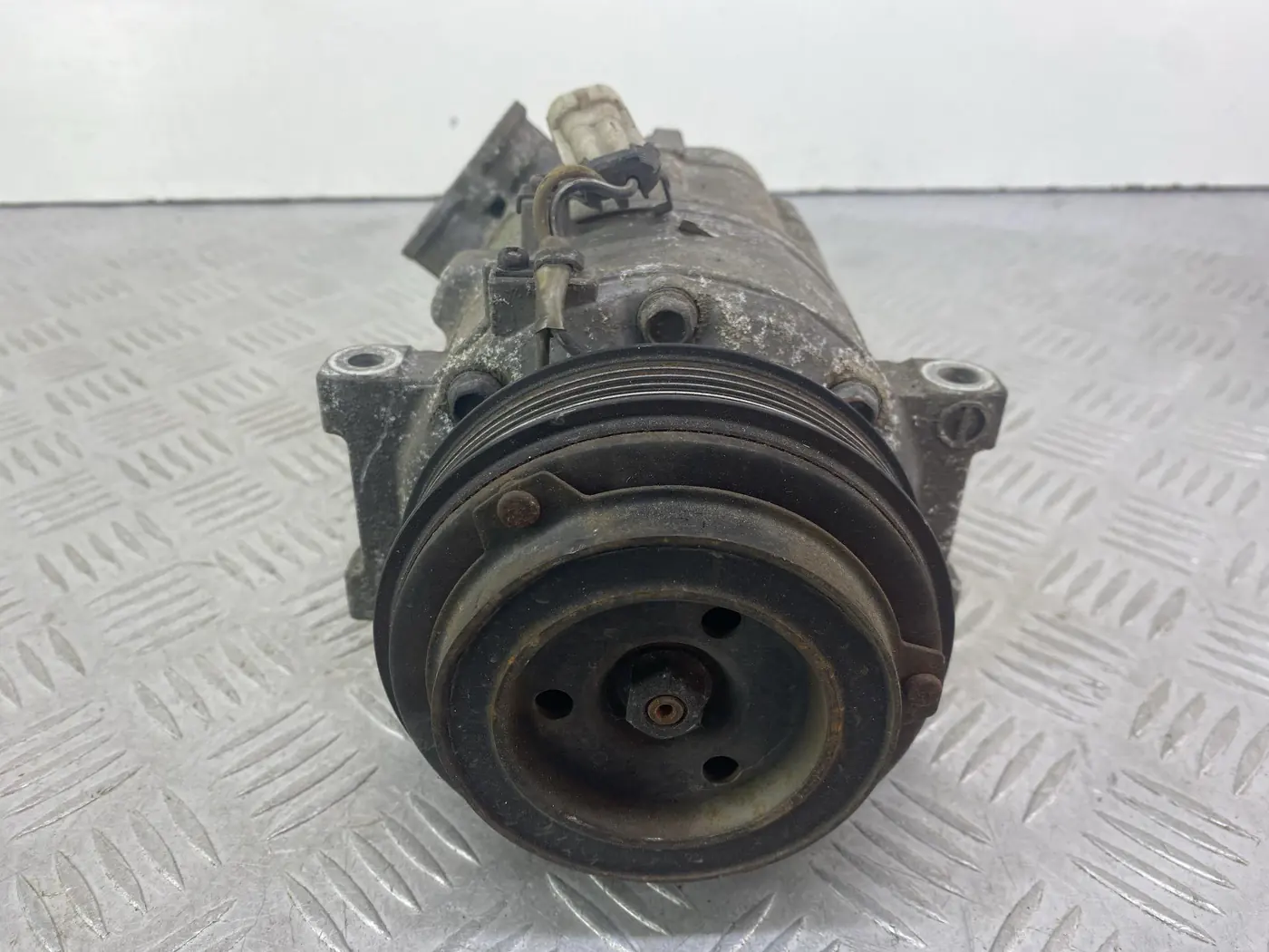 Компрессор кондиционера к Opel Vectra 2002