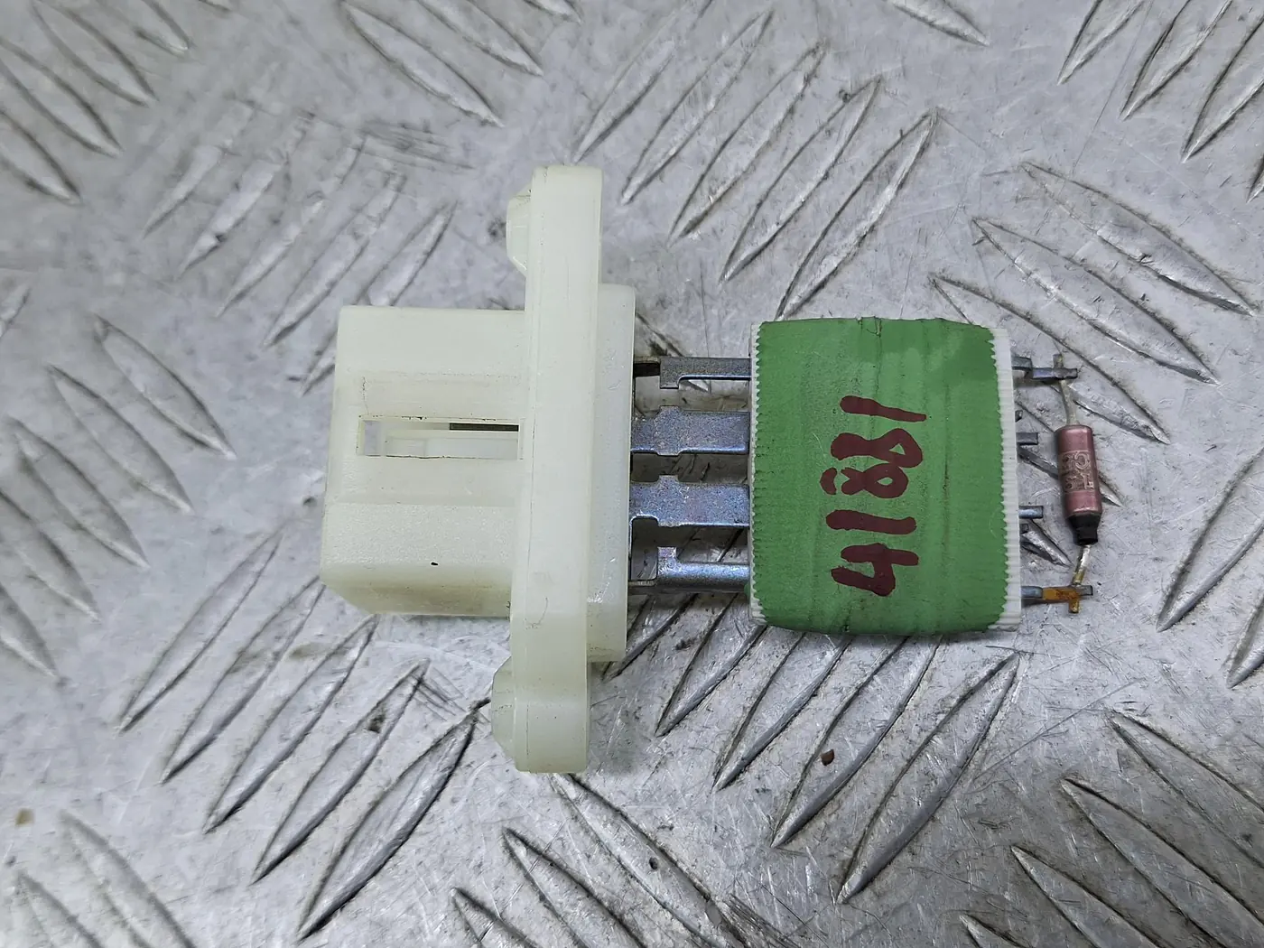 Сопротивление печки к Ford Fiesta 2004