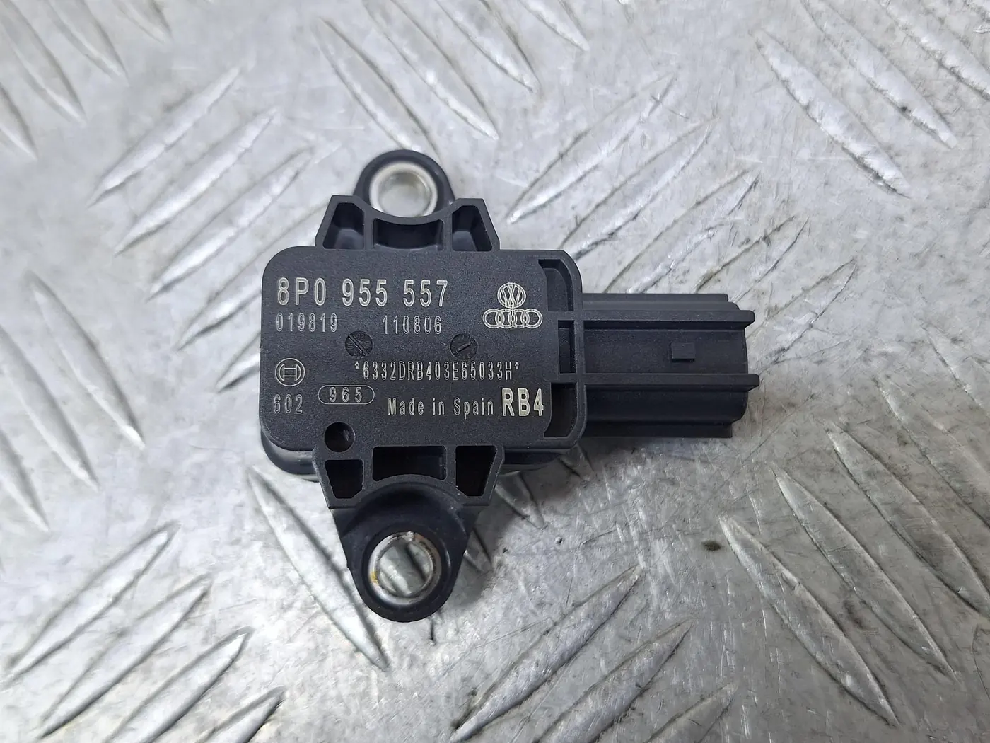 Датчик удара к Audi A4 2006