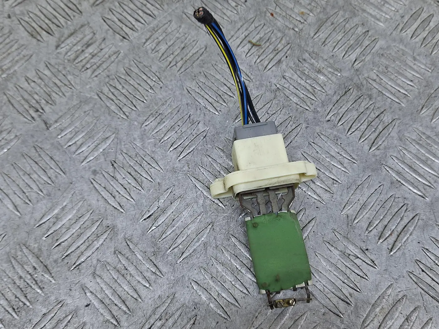 Сопротивление печки к Ford Fusion 2006