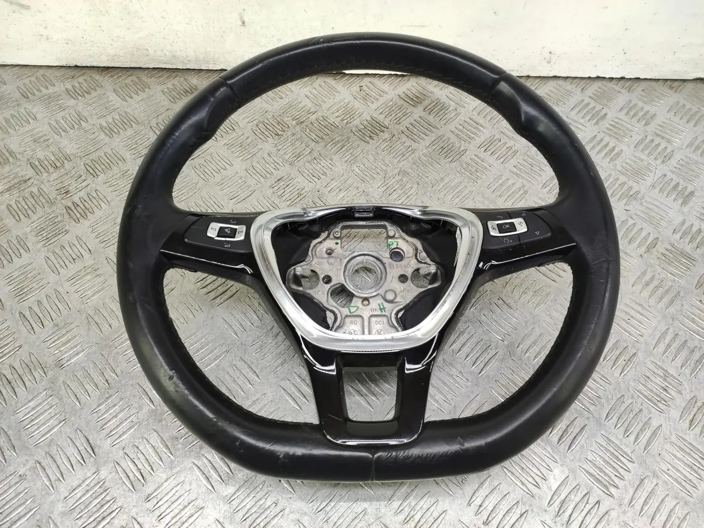 Руль к Volkswagen Golf 2018