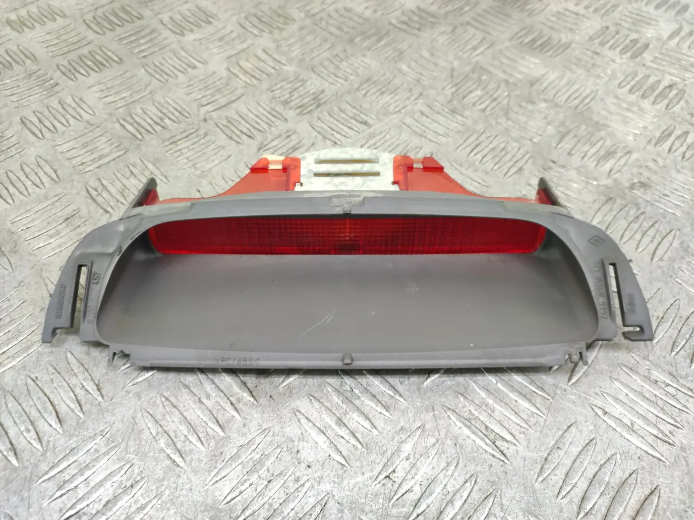 Стоп-сигнал к Renault Megane 2001