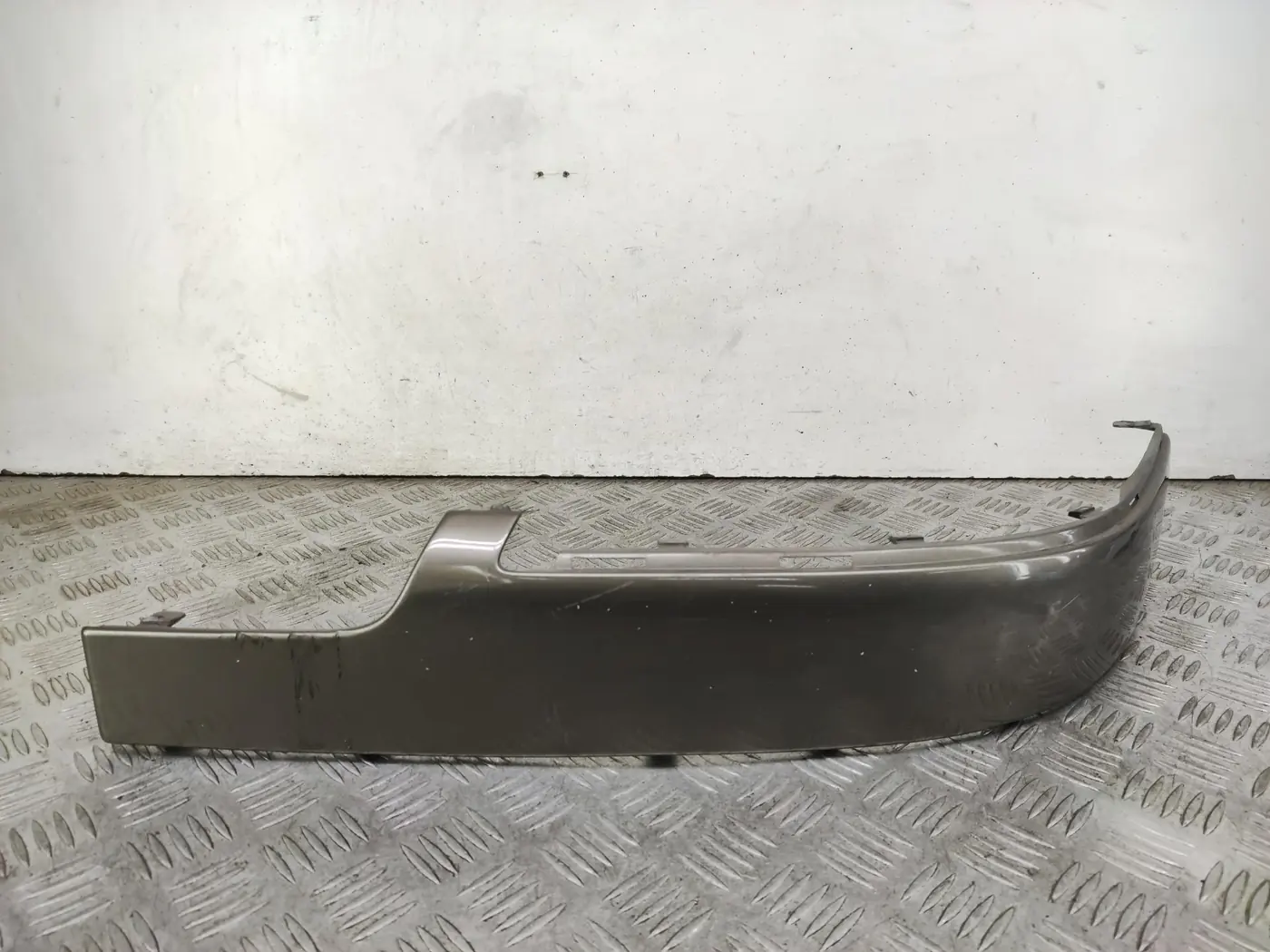 Молдинг бампера переднего к Citroen Xsara Picasso 2009