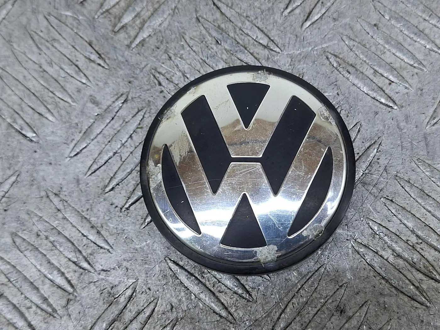 Колпачок литого диска к Volkswagen Passat 2008